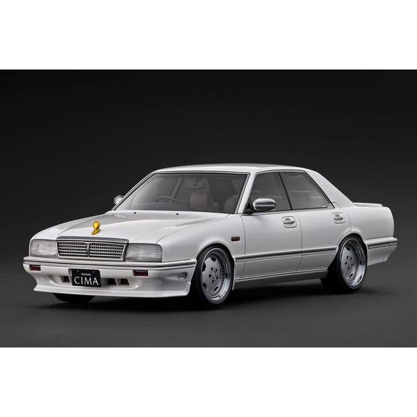 イグニッションモデル 1/18 ニッサン セドリック シーマ Y31 パールホワイト 完成品ミニカー IG3903｜ポストホビーWEBSHOP
