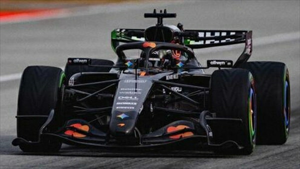 【7月予約】スパーク 1/43 マクラーレン Mastercard MCL40 F1 Barcelona Pre-Season Shakedown 2026 Lando Norris 完成品ミニカー S9392