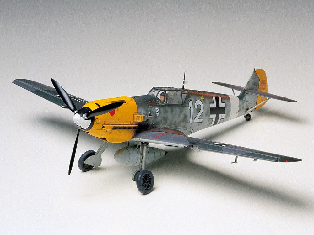 トランペッター　メッサーシュミット　1/24 Amazon | トランペッター 1/24 メッサーシュミットBf109 G-2