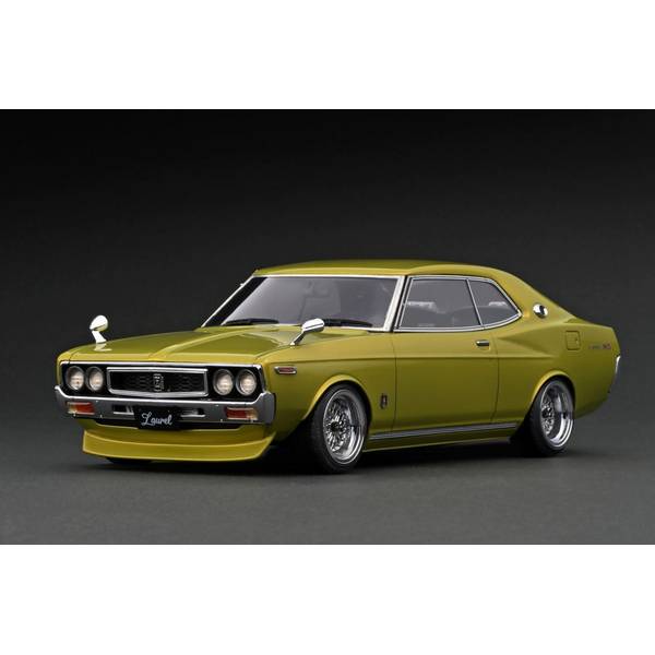 イグニッションモデル　1/43 NISSAN ローレル ignition model 1/43 イグニッションモデル ミニカー 日産