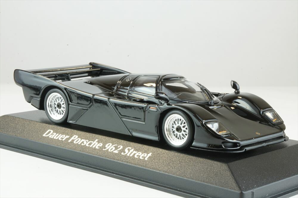 マキシチャンプス 1/43 ポルシェ ダウアー 962 GT 1994 ブラック 完成品ミニカー 940064001｜ポストホビーミニカーショップ