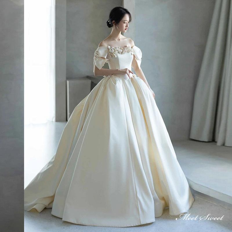 ウェディングドレス ウエディングドレス ロングドレス 二次会 結婚式 前撮り ブライダル 花嫁 オフショルダー リボン サテン 編み上げ プリンセスドレス老人の日｜パワフル55ショップ 19,067円