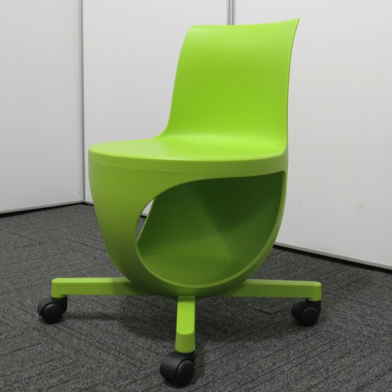 【中古】e-chair(イーチェア) オカムラ ミーティング・多目的チェア グリーン R4039|中古オフィス家具のパワーオフィス