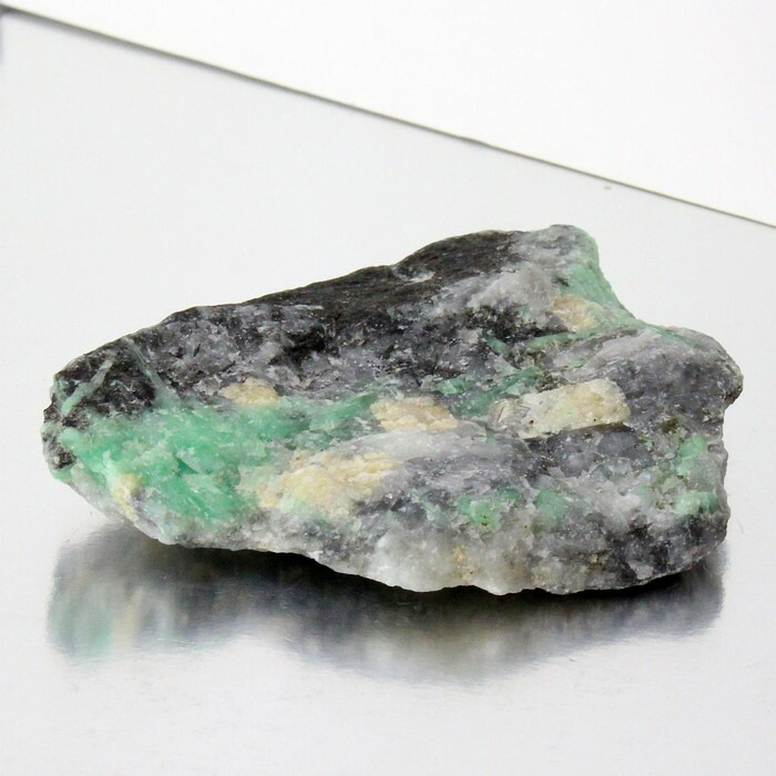 楽天市場】エメラルド 原石｜翠玉 Emerald エメラルド【原石