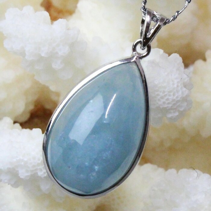 春夏新色 アクアマリン ペンダント 緑柱石 Aquamarine ミルキーアクア アクアマリン ネックレス Pendant ネックレス 首輪 ペンダントトップ メンズ レディース パワーストーン 天然石 海外直輸入価格 アクアマリン パワーストーン ペンダント 天然石 日本産