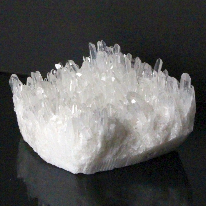 水晶 クラスター｜ロッククリスタル Crystal Quartz 石英 クリスタル クォーツ 水晶 原石 インテリア 石 浄化 クラスター Cluster 浄化用水晶 置物 水晶クラスター｜メンズ Men's レディース Ladies 天然石 海外直輸入価格 水晶