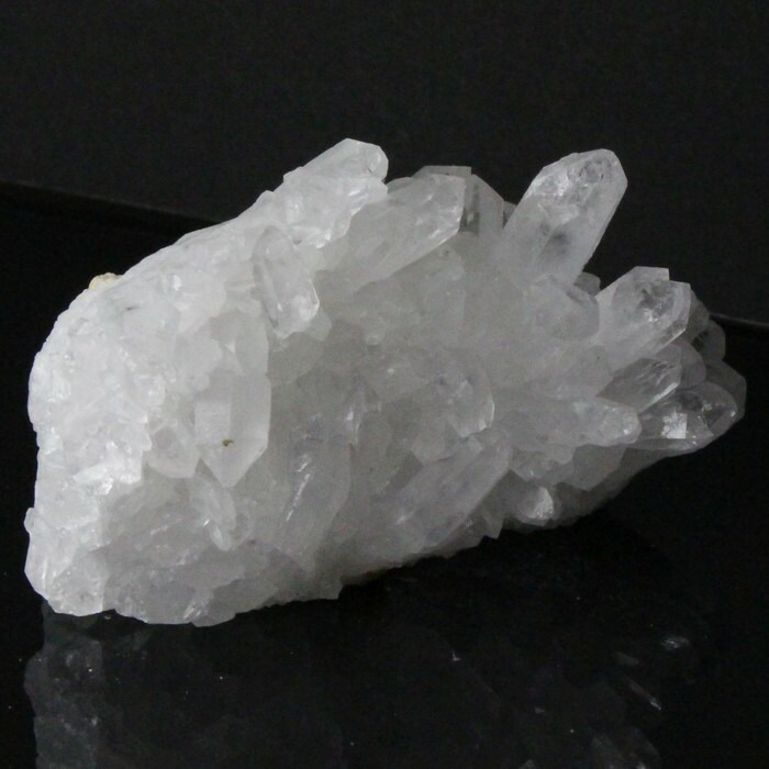 水晶クラスター　クリスタル　浄化　天然石　鉱石　パワーストーン 楽天市場】【高ランク】綺麗な天然石原石 クラスター 水晶クラスター