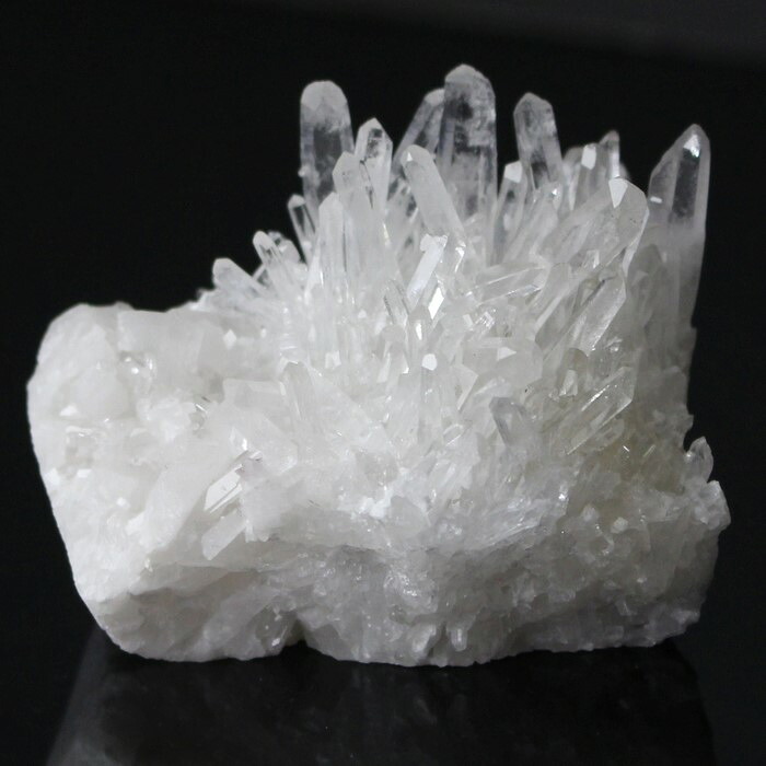 水晶 クラスター｜Quartz ロッククリスタル 石英 クリスタル クォーツ 水晶 原石 インテリア 浄化 クラスター 浄化用水晶 Cluster 石 置物｜パワーストーン 原石 天然石 海外直輸入価格 水晶