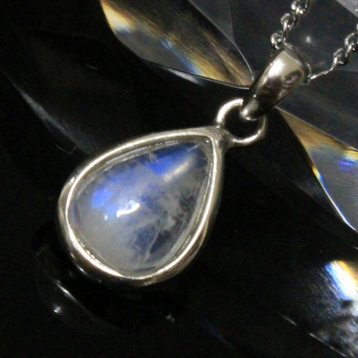 26円 ハイクオリティ ムーンストーン ペンダント ブルームーンストーン Moonstone 月長石 ペンダントトップ ぺんだんと Necklace Pendant ネックレス メンズ レディース パワーストーン 人気 おすすめ 天然石 海外直輸入価格