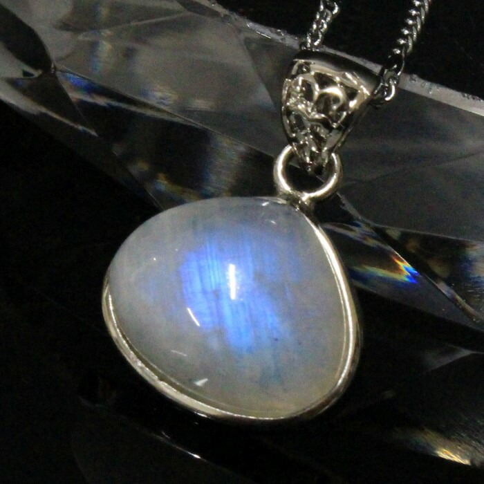 楽天市場】ムーンストーン ペンダント｜Moonstone ブルームーン
