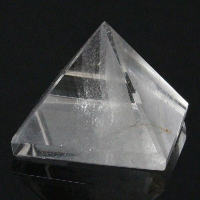 楽天市場】天然石 クリスタル 水晶 ピラミッド型 置き石(30mm) 置き石