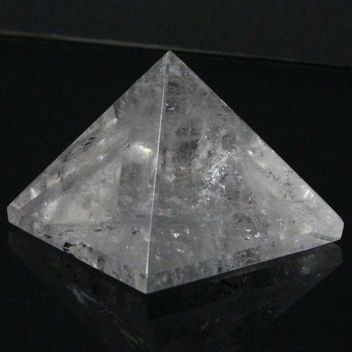 楽天市場】天然石 クリスタル 水晶 ピラミッド型 置き石(30mm) 置き石
