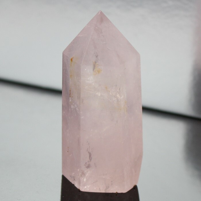 ローズクォーツポイント紅水晶ピンクRoseQuartzローズクォーツ置物原石ポイント浄化石Point柱インテリアローズクォーツポイントメンズレディース人気おすすめ天然石海外直輸入ローズクォーツ