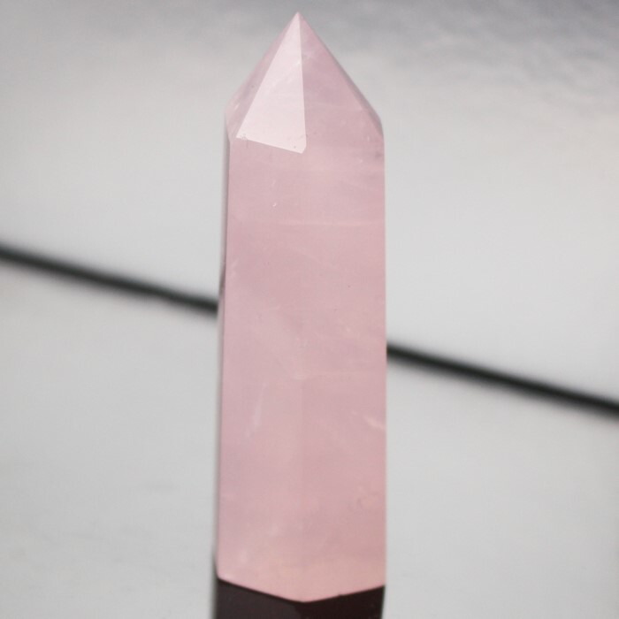ローズクォーツ 原石 ポリッシュ 天然石 水晶 パワーストーン 紅水晶 置物 a34996-1_700.jpg