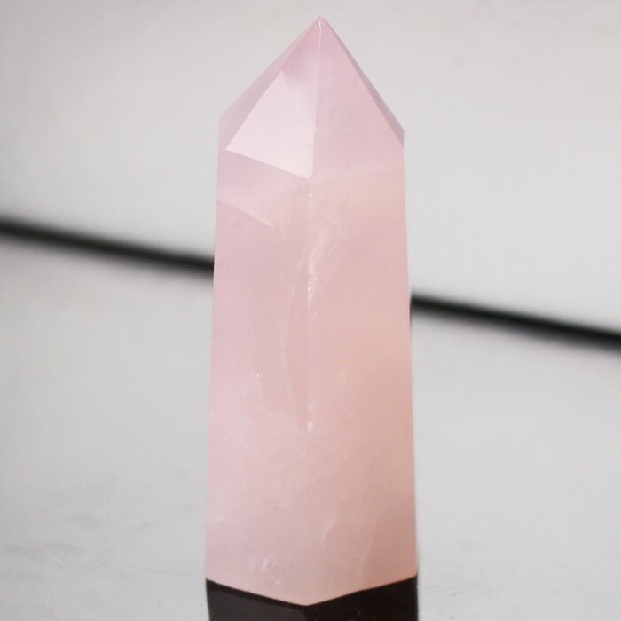 ローズクォーツ ポイント ピンク 紅水晶 Rose Quartz ローズクォーツ 原石 ポイント 石 Point 柱 インテリア 鉱物 置物 ローズクォーツポイント メンズ レディース 天然石 限定 一点物 ローズクォーツ