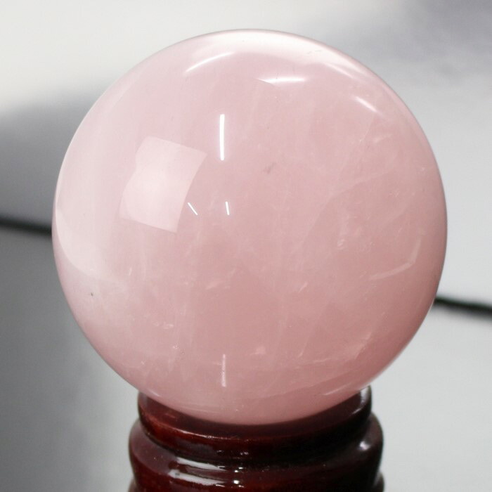 【68mm 厳選品質 一点物】ローズクォーツ 丸玉 紅水晶 ピンク Rose Quartz ローズクォーツ 原石 球体 水晶玉 球 置物 台座 水晶球 大玉 丸玉 Circle Ball 玉 ローズクォーツ丸玉 おすすめ パワーストーン ローズクォーツ 天然石 人気 ローズクォーツ｜パワーストーン 天然石 LuLu House