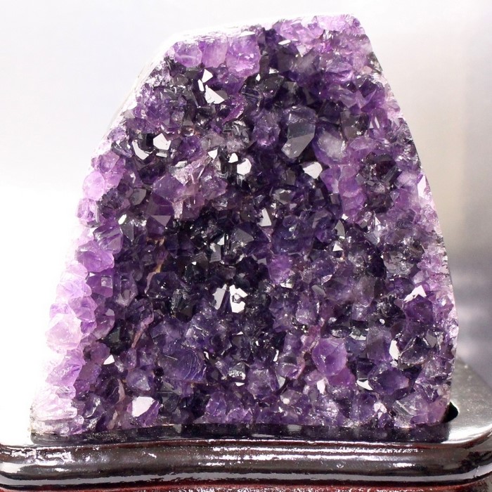 楽天市場】【濃紫が美しいウルグアイ産】アメジスト クラスター ウルグアイ Amethyst 紫水晶 アメジスト 原石 石 クラスター 置物 浄化 鉱石  アメジストドーム Cluster アメジストクラスター パワーストーン 置物 天然石 メンズ レディース 人気 アメジスト ...