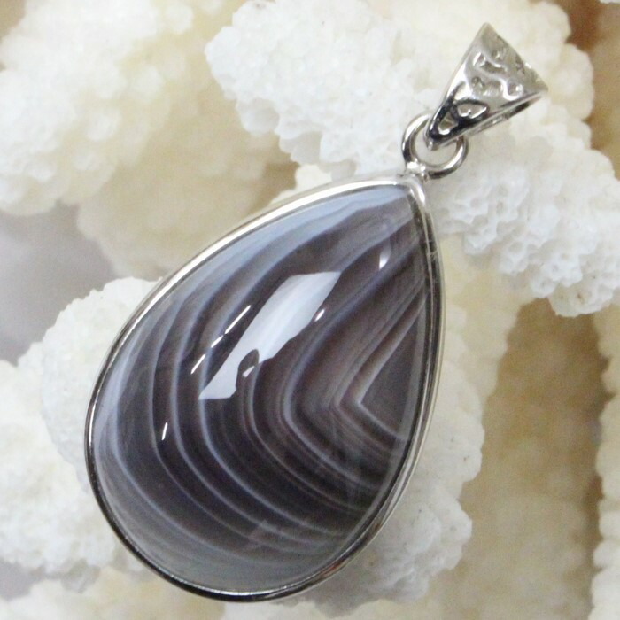 【美品】【K18】瑪瑙 紅水晶 ネックレス ペンダント 瑪瑙 アゲート メノウ a37362-1_700.jpg