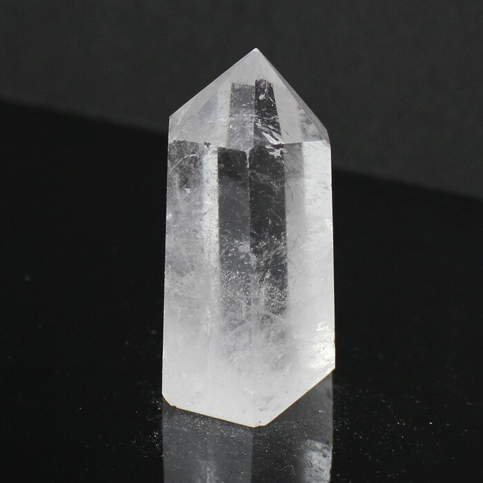 水晶 ポイント すいしょう クリスタル Crystal クォーツ 水晶 原石 石 Point 浄化 魔除け 浄化用水晶 ポイント 置物 クラスター 水晶ポイント パワーストーン 原石 天然石 メンズ レディース 人気 水晶