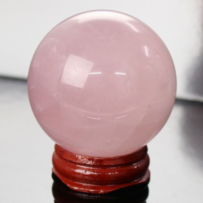 A1.ローズクォーツ　大玉　天然石　紅水晶　鉱物　原石　水晶玉　パワーストーン A1.ローズクォーツ 大玉 天然石 紅水晶 鉱物 原石 水晶玉