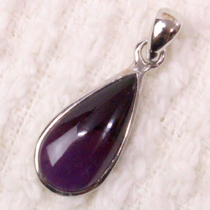 楽天市場】【高品質南アフリカ産AAAグレード】スギライト ペンダント