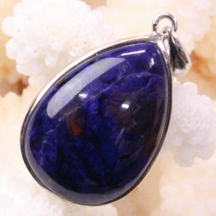 楽天市場】【高品質南アフリカ産AAAグレード】スギライト ペンダント