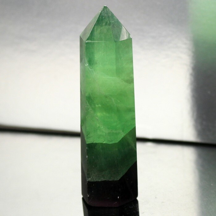 No.46フローライトMopトリプレットxグリーンストロベリークォーツチャーム No.46フローライトMopトリプレットxグリーンストロベリークォーツチャーム