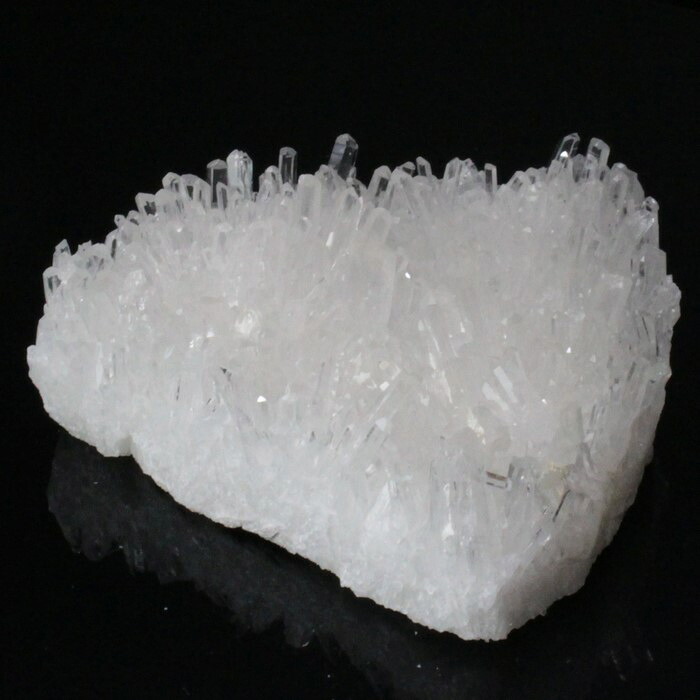 【楽天市場】【一級品の透明度 厳選品質一点物】水晶 クラスター すいしょう Crystal 水晶 原石 鉱石 浄化用水晶 置物 浄化 ...