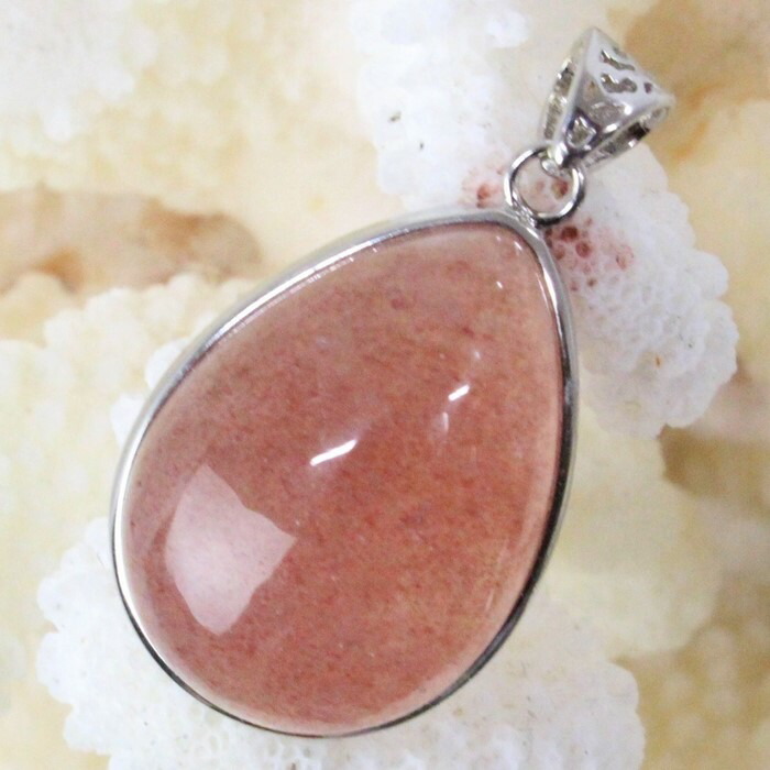 ストロベリークォーツ　ペンダントトップ（クラックや黒ずみあり） a42685-1_700.jpg