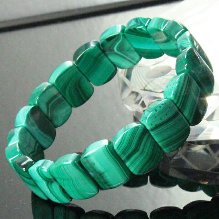 【一級品の輝き 厳選一点物】マラカイト バングル Malachite 孔雀石 マラカイト ブレスレット 腕輪 マラカイトブレスレット　バングル パワーストーン ブレスレット 天然石 メンズ レディース 人気 マラカイト 9,088円