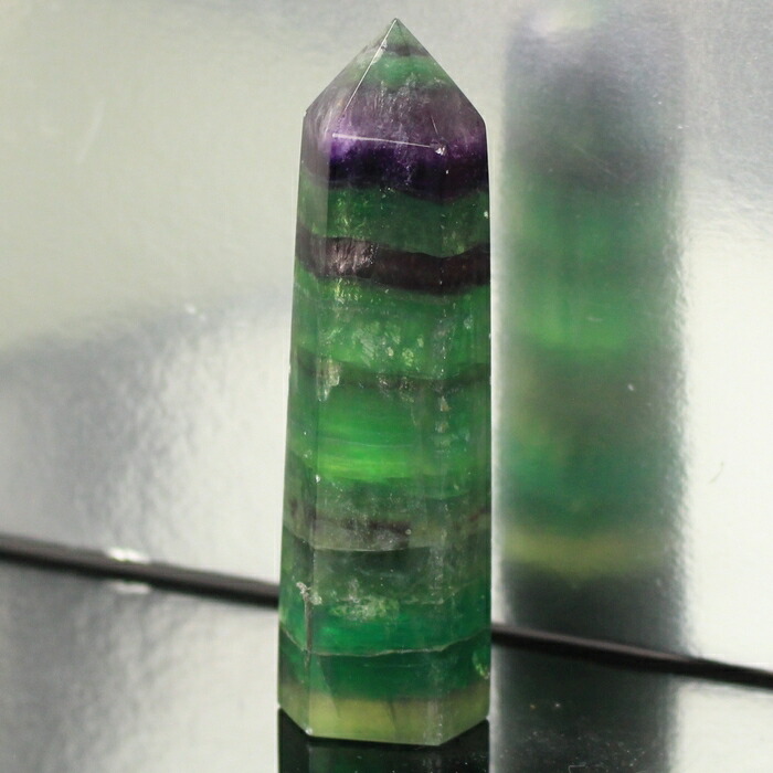 ✳️存在際立つ素敵なフローライト原石✨レインボー フローライト 原石 天然石 置物 楽天市場】☆送料無料☆ 最高品質 レインボーフローライト 原石 存在感