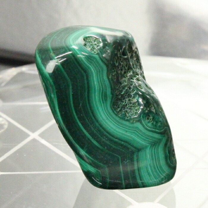楽天市場】マラカイト 石 タンブル Malachite 孔雀石 マラカイト 原石