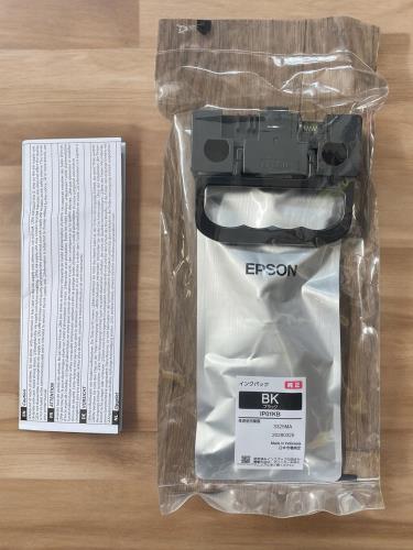 エプソン 純然たるインキ容器に並べる 黒いこと 約10000ペイジ IP01KB