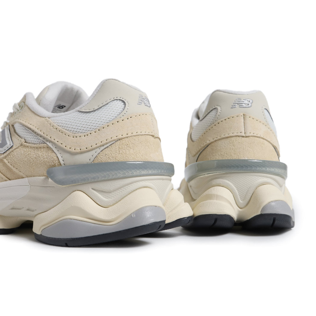 ★New Balance★女性★韓国人気★入手困難★U9060WNB org.jpg