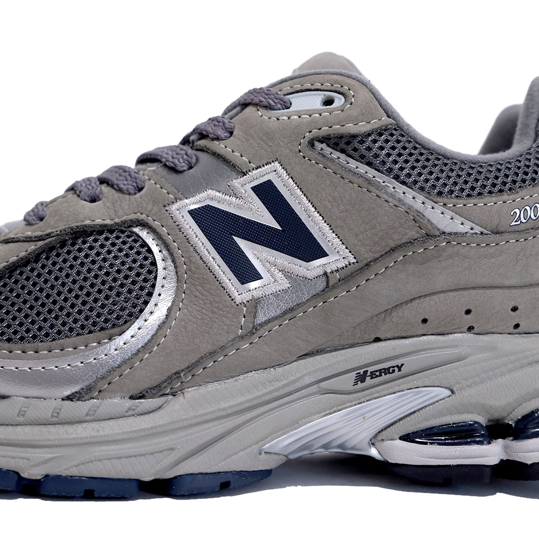 15時までのご注文で即日発送!!】NEW BALANCE ML2002RA GRAY × NAVY 15時までのご注文で即日発送!!】NEW BALANCE ML2002RA GRAY × NAVY