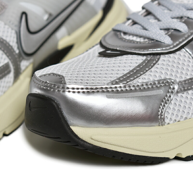 15時までのご注文で即日発送！！】NIKE W V2K RUN 