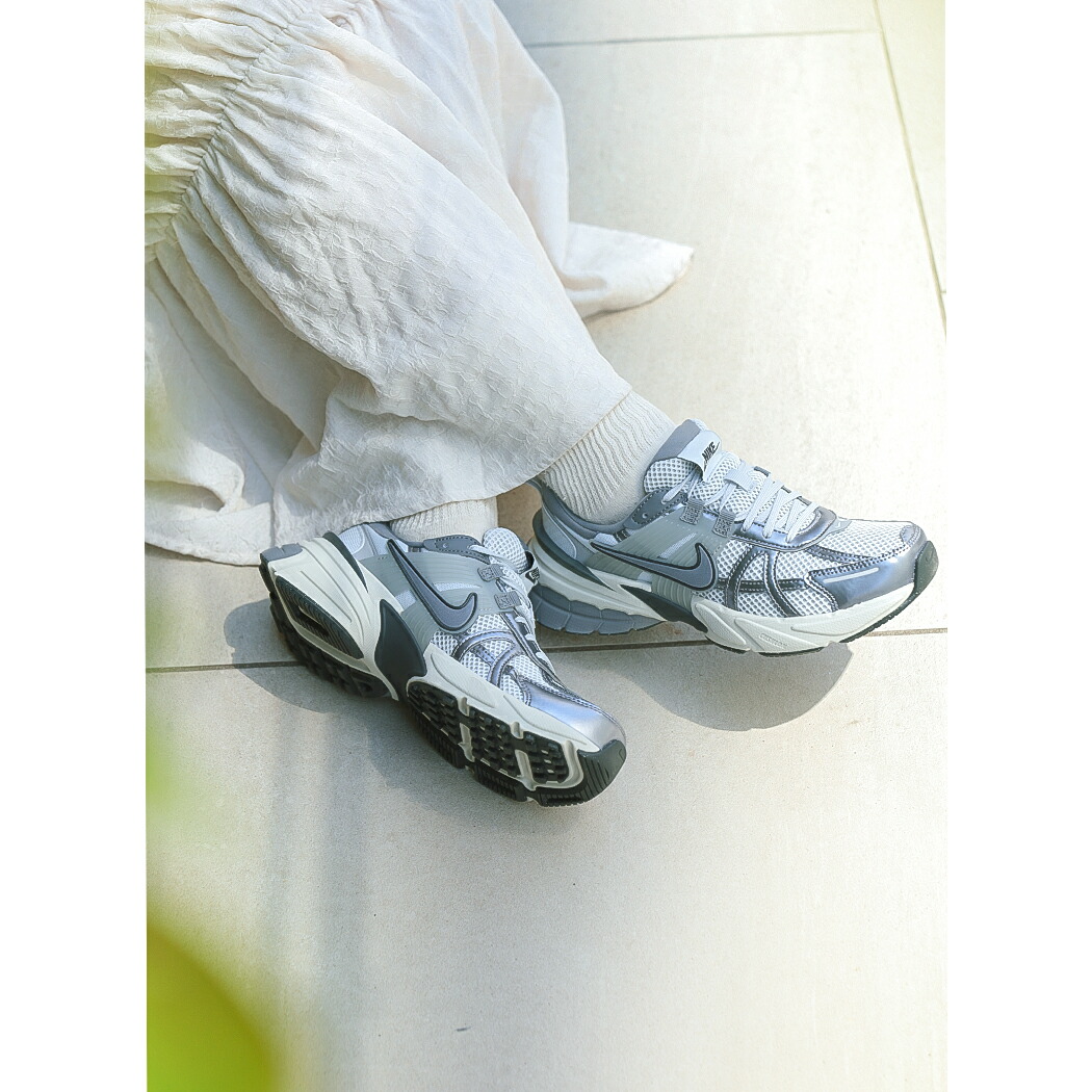 ポイント10倍！スーパーSALE期間中エントリー必須！】NIKE W V2K