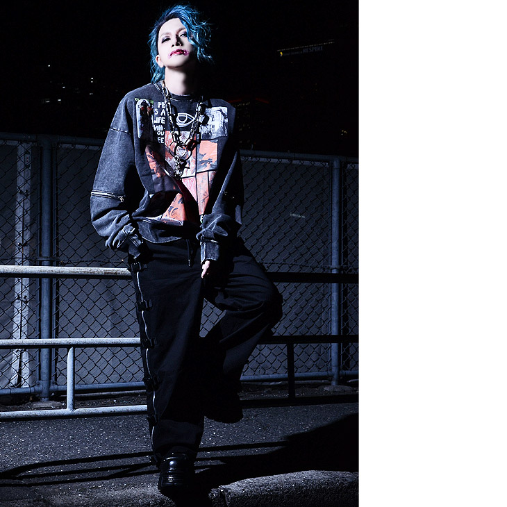 配送員設置送料無料 Alter Venomv オルターベノム Bloody Sweatshirt ストリート系 トレーナー メンヘラ 服 ブランド トレーナー 大きいサイズ ブラック グレー V系 トップス ヴィジュアル系 ファッション パンク ロック ファッション 個性的 派手 トレーナー