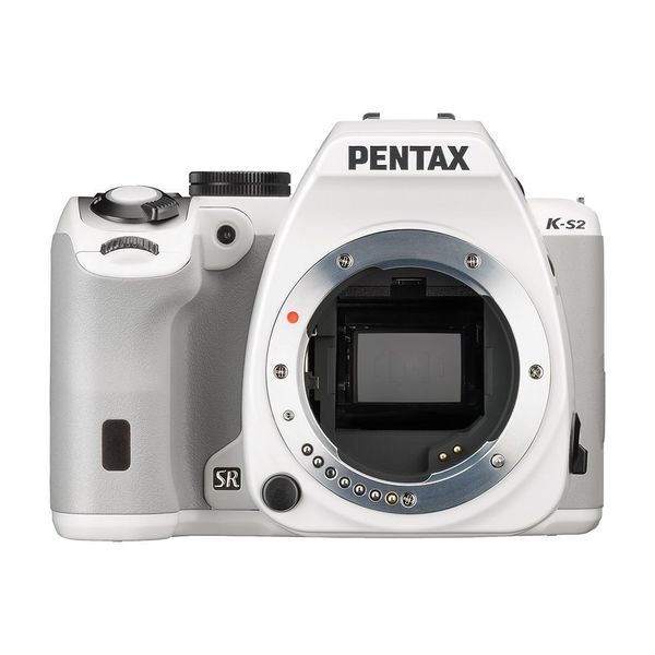 【中古】【１年引き受ける】【美品】PENTAX K-S2 上半身 白いこと