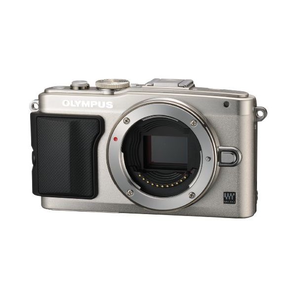 【中古】【１年引き請ける】【美品】OLYMPUS PEN Lite E-PL6 上半身 しろがね色