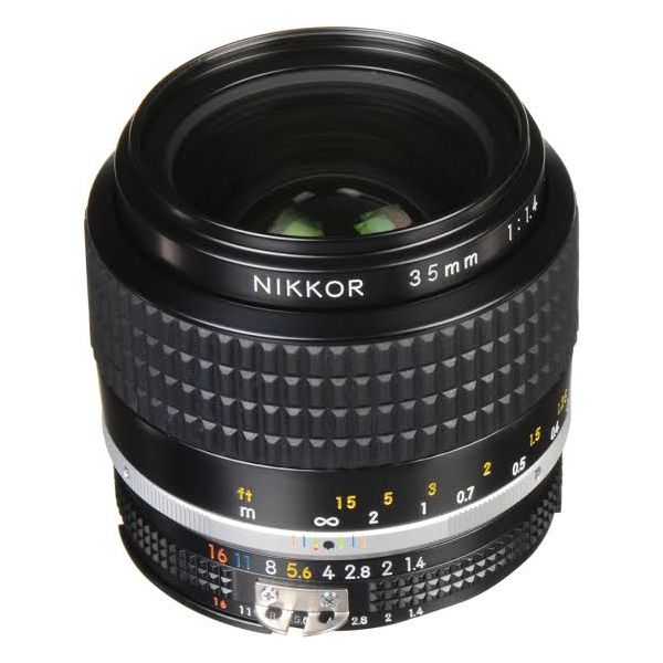 【中古】【１年引きうける】【美品】Nikon 人工知能学 Nikkor 35粍 F1.4S (Ai-S手合い)