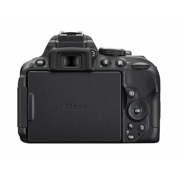 2極タイプ ニコン １年保証 美品 Nikon D5300 18-55mm VR II レンズ