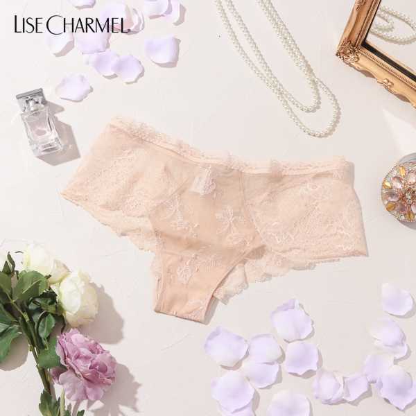 10%OFF セール リズシャルメル LISE CHARMEL ボクサー ショーツ FLEUR CITADINE 都会の花 レディース 下着 インポート 高級 ランジェリー ギフト セクシー レース 花 刺繍 ベージュ M L Lc403 ACG0421|ギフトのお店 シェリマ