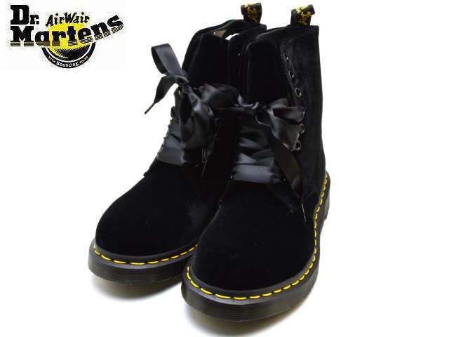 dr martens velvet black