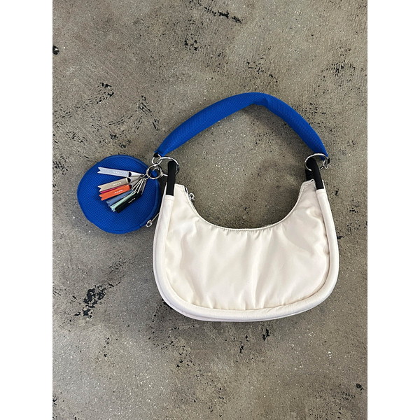 ショルダーバッグ ハンドバッグ cheek round 2WAY shoulder C25001-20 ホワイト 白 かわいい おしゃれ 旅行 通勤 通学 新生活 レディース メンズ プレゼント