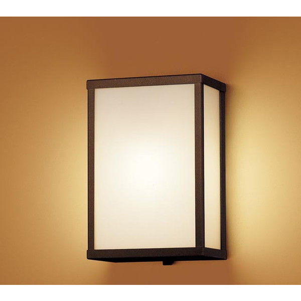 PANASONIC LGW85033F [壁直付型 LED（電球色） ポーチライト 密閉型 防雨型 はなさび（数寄屋） パネル付型 白熱電球60形1灯器具相当]｜総合通販PREMOA 店