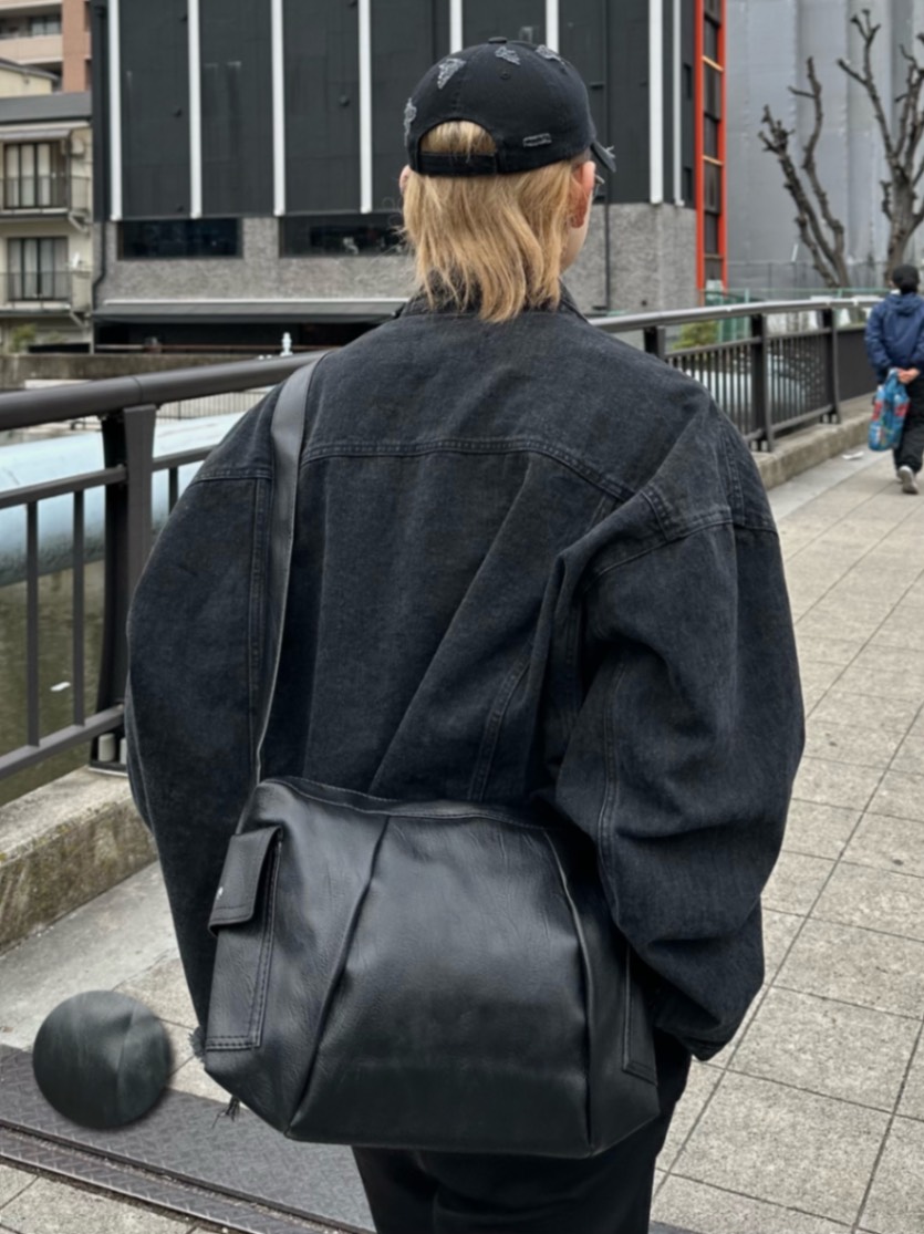 チーバック chiiiibag 楽天市場】正規品 【 Chikashitsu + zip design leather shoulder bag