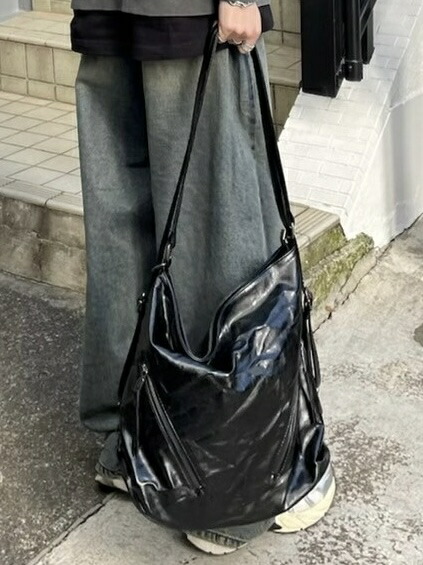 楽天市場】正規品 【 Chikashitsu + zip design leather shoulder bag