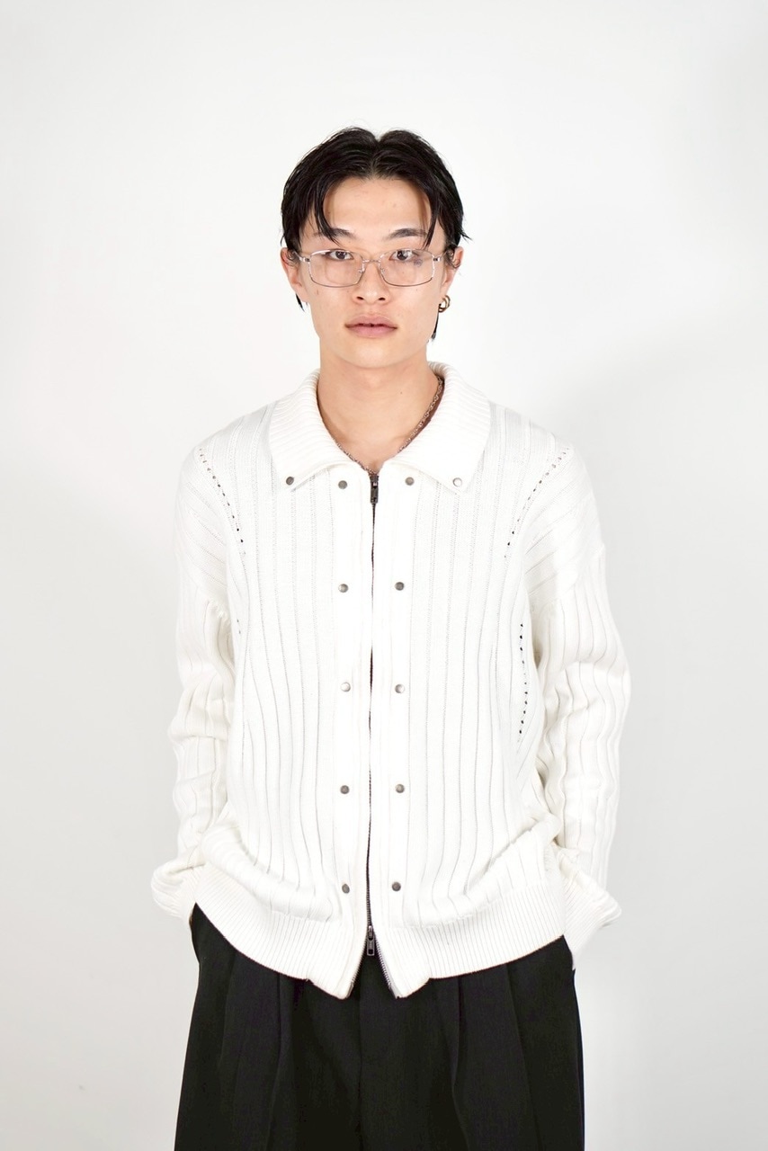 受注制【Chikashitsu +】rivet zip up knit (2color)