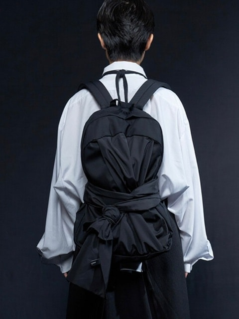 正規品【IUGAMAKARAS Knotted Backpack】バックパックリュックサック 鞄 大容量 ユニセックス ストリートファッシファッション